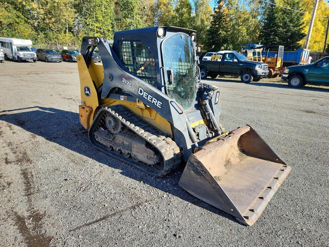 2017 JOHN DEERE 317G