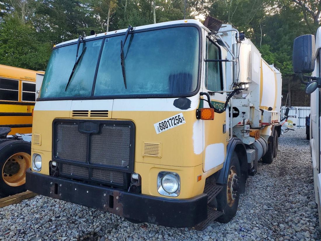 2011 AUTOCAR XPEDITOR