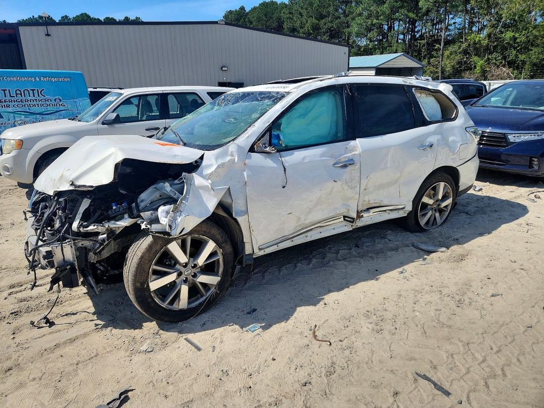 2013 NISSAN PATHFINDER