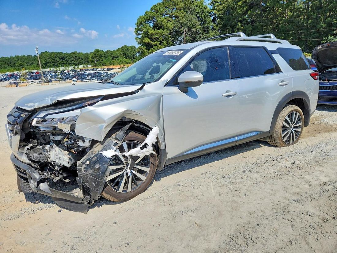 2024 NISSAN PATHFINDER