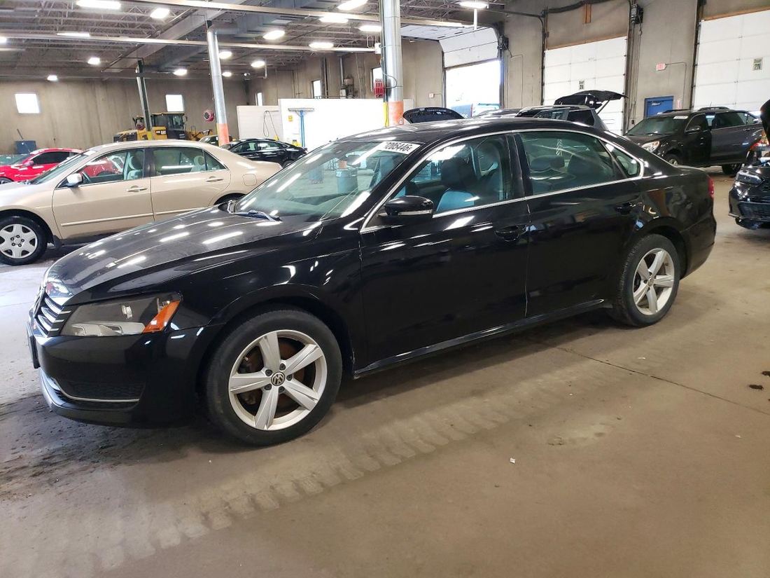 2013 VOLKSWAGEN PASSAT