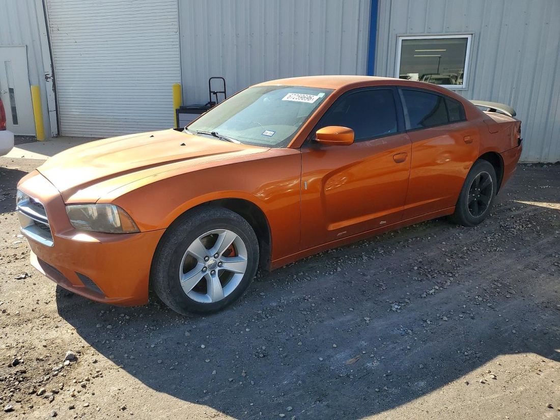2011 DODGE CHARGER