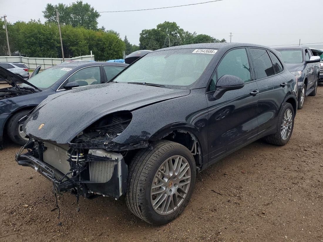 2018 PORSCHE CAYENNE