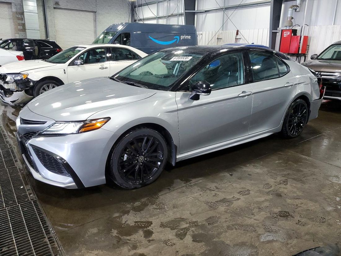 2023 TOYOTA CAMRY