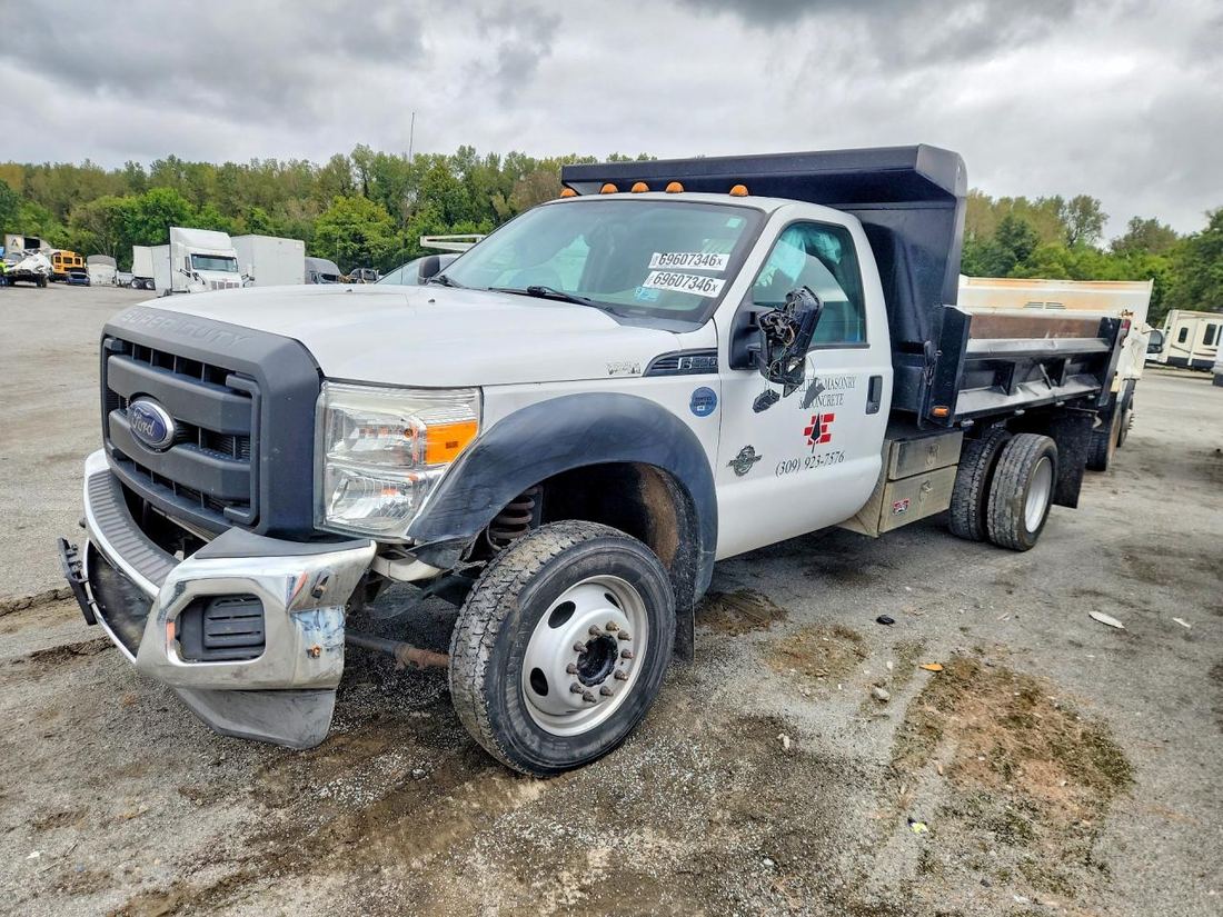 2013 FORD F550