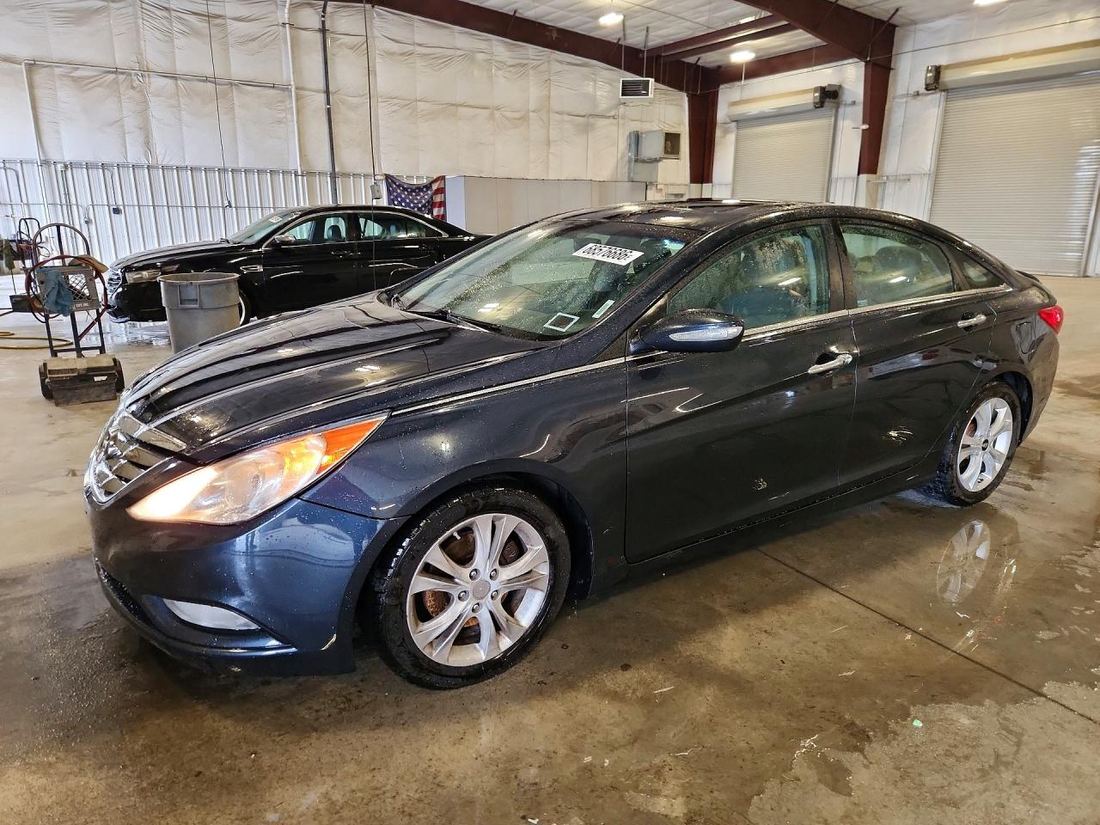 2011 HYUNDAI SONATA