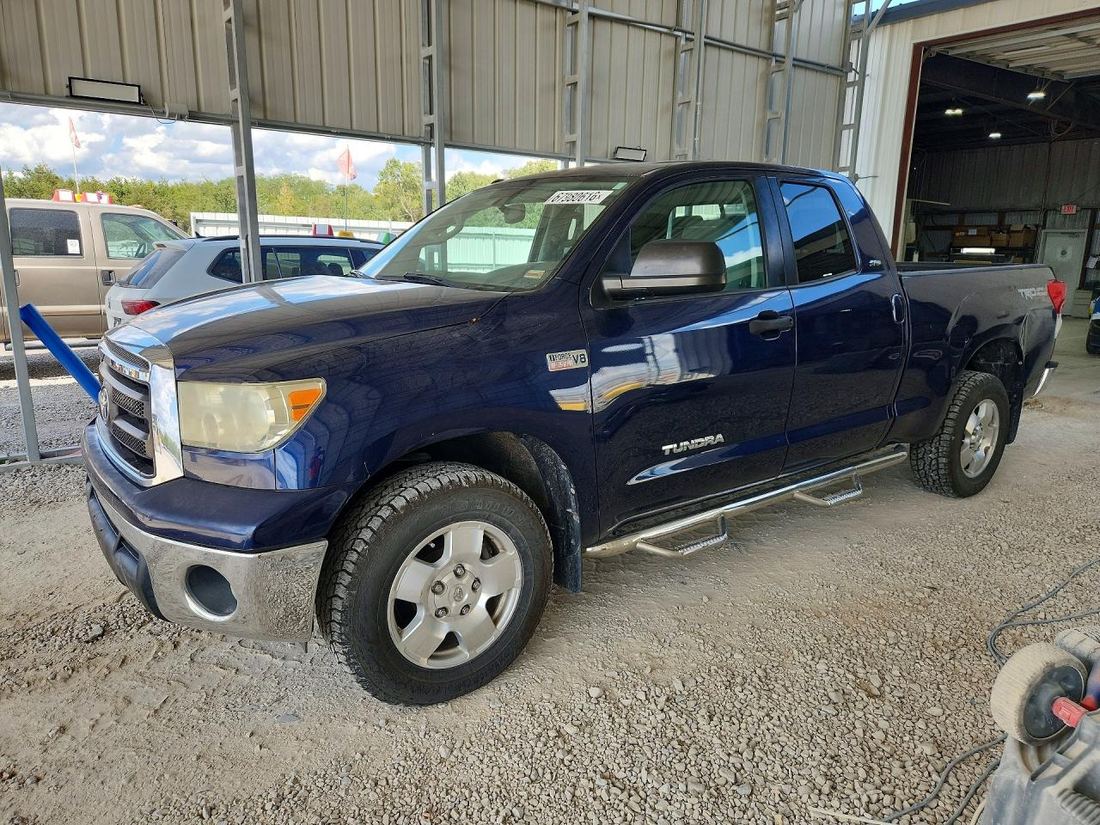 2013 TOYOTA TUNDRA