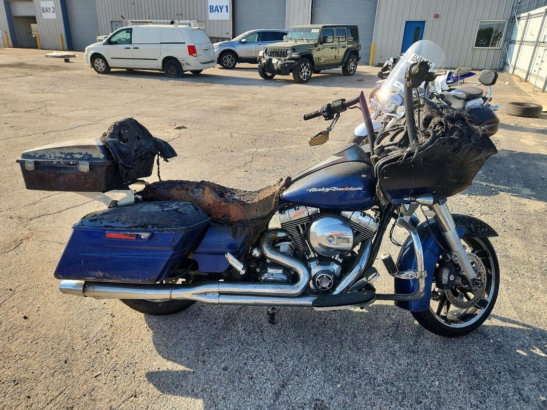 2015 HARLEY-DAVIDSON FLTRXS
