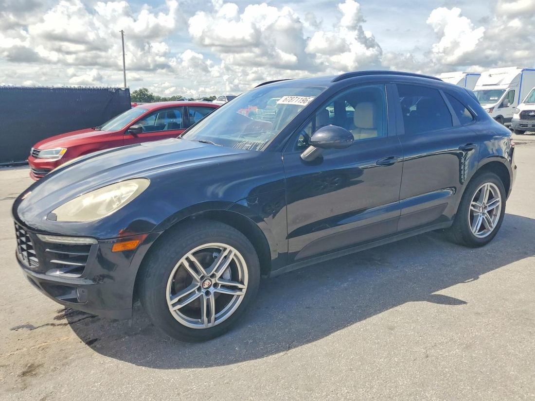 2017 PORSCHE MACAN