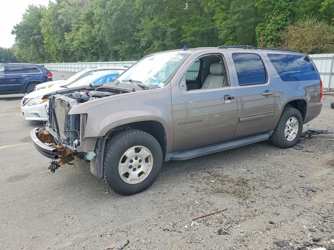 2014 CHEVROLET SUBURBAN