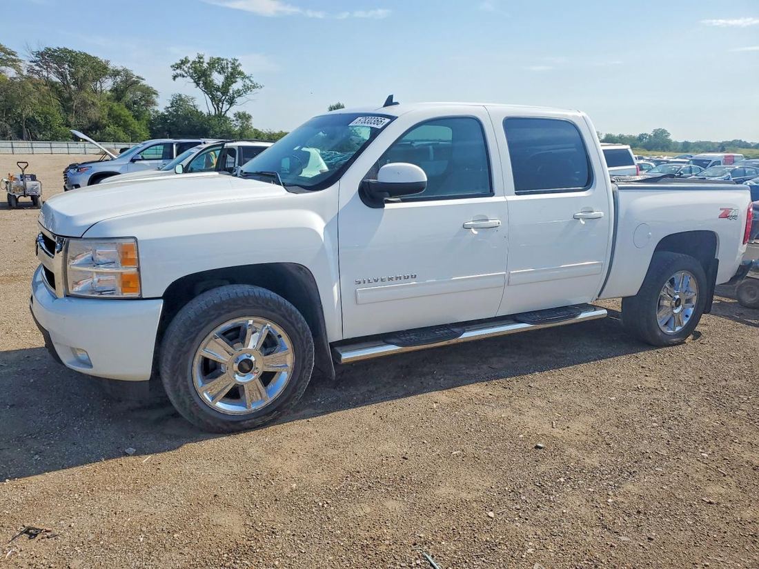 2011 CHEVROLET SILVERADO