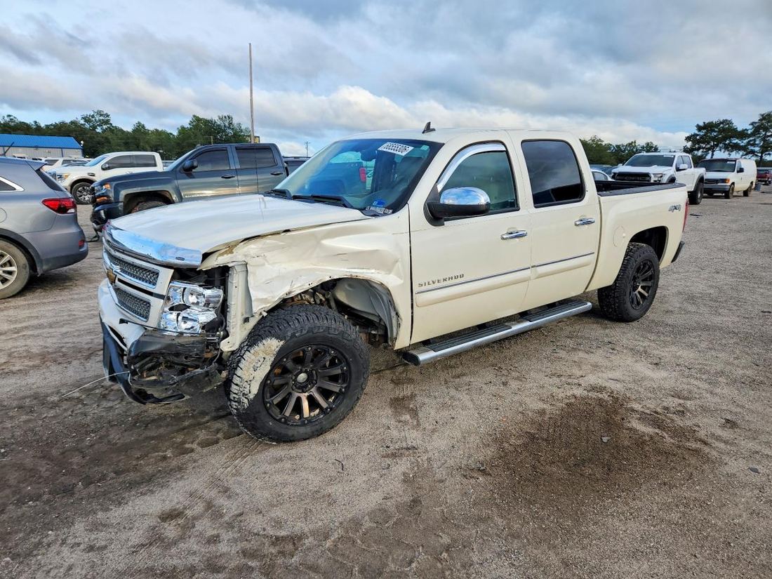 2013 CHEVROLET SILVERADO