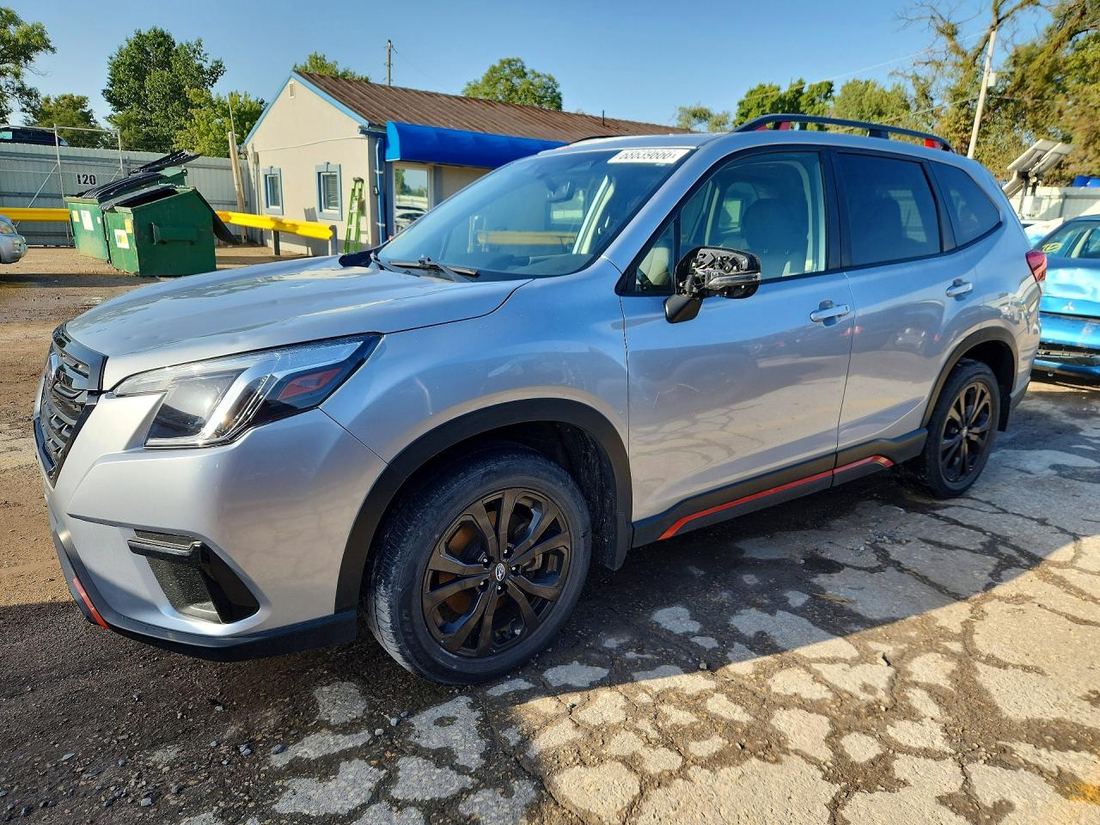 2022 SUBARU FORESTER
