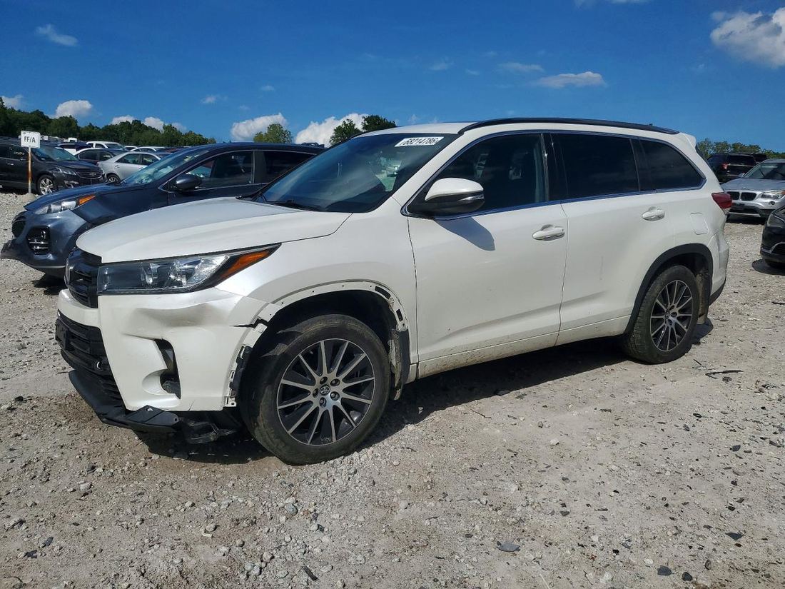 2017 TOYOTA HIGHLANDER