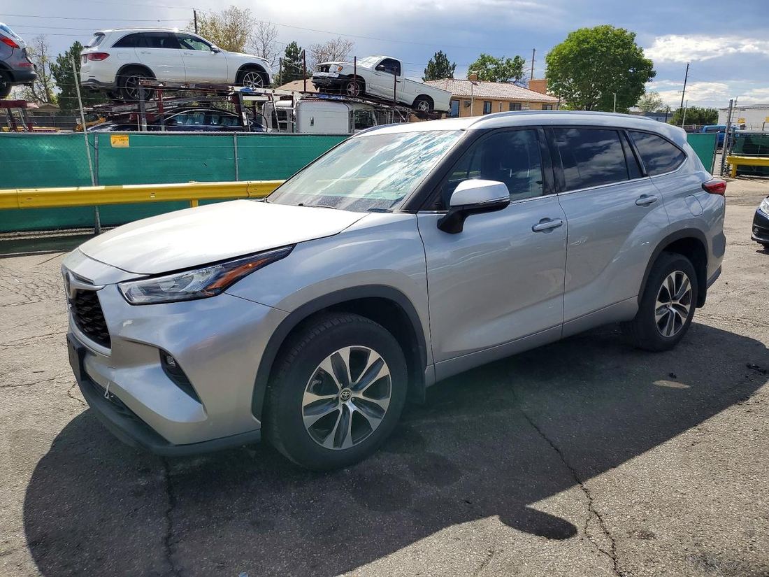 2020 TOYOTA HIGHLANDER