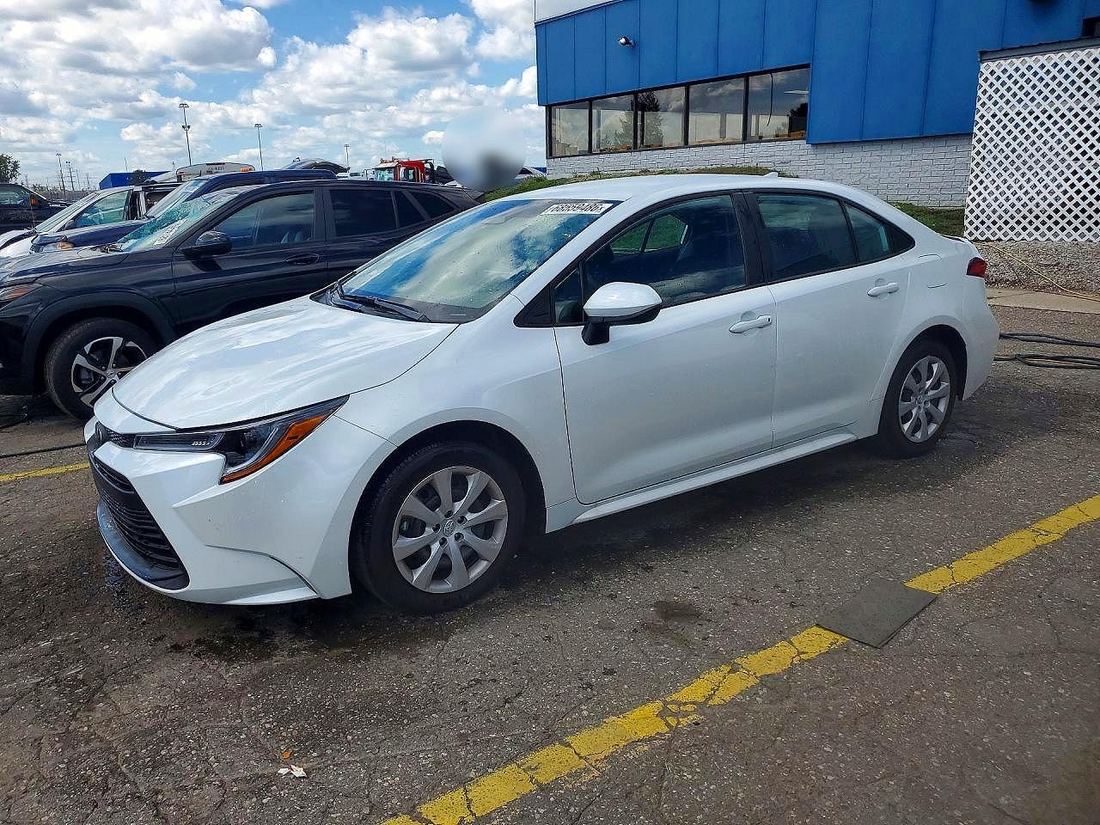 2026 TOYOTA COROLLA