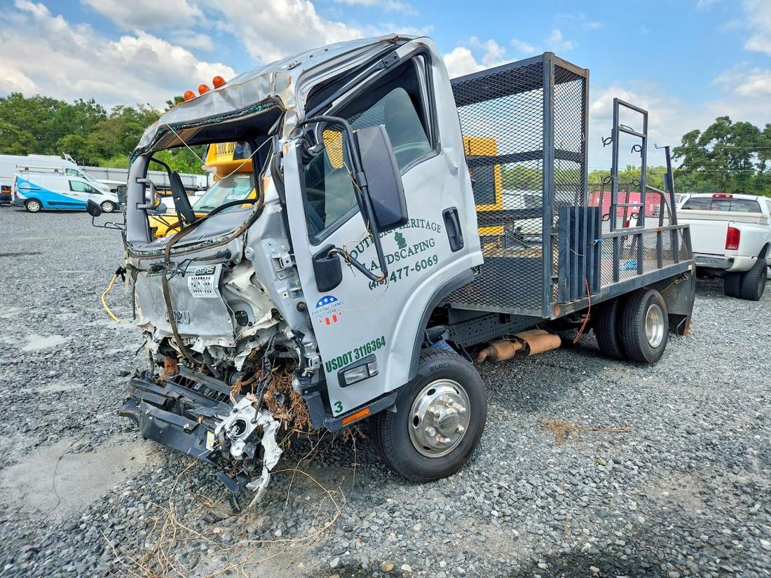 2017 ISUZU NPR