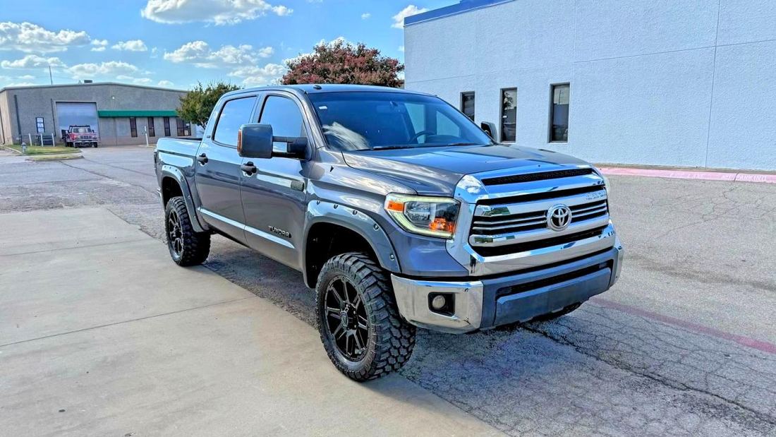 2016 TOYOTA TUNDRA