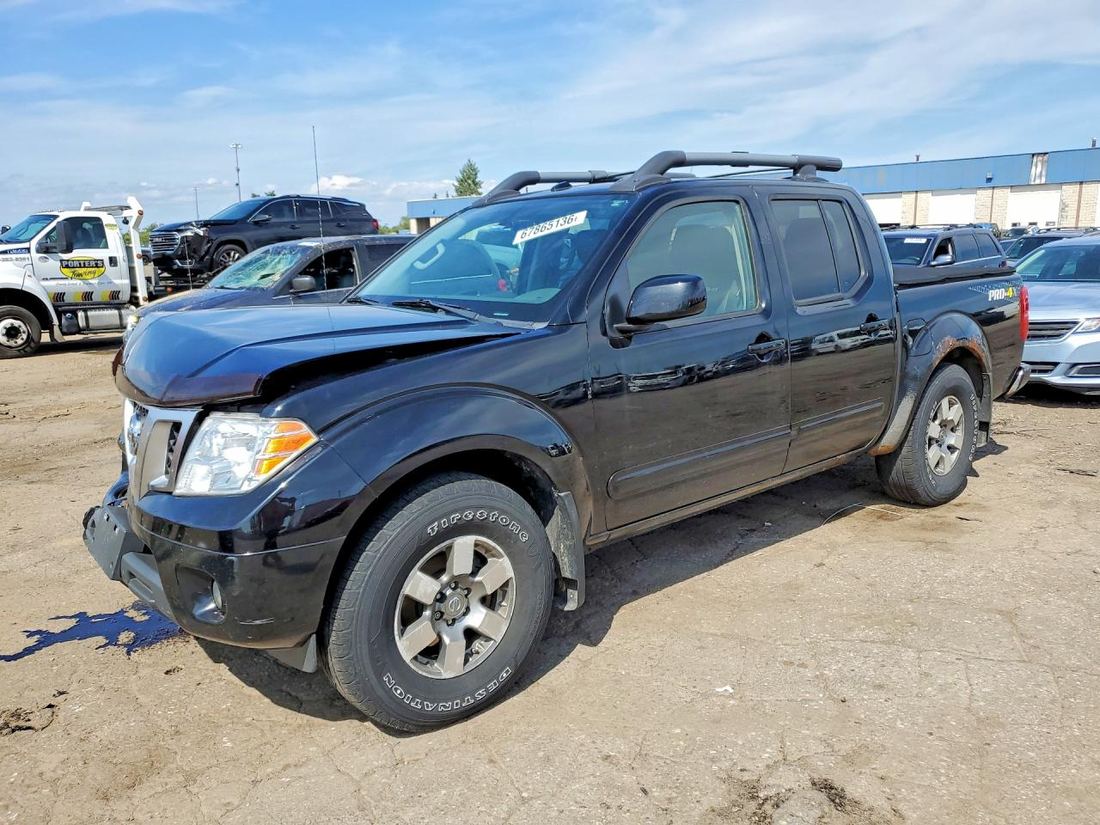 2013 NISSAN FRONTIER