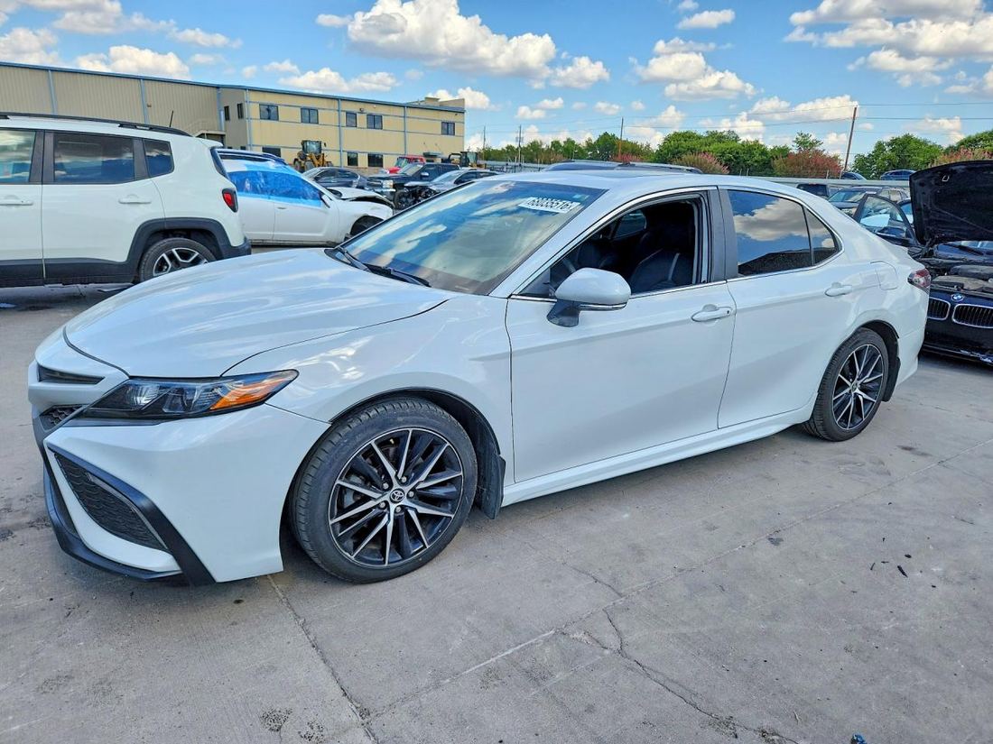 2024 TOYOTA CAMRY HYBRID