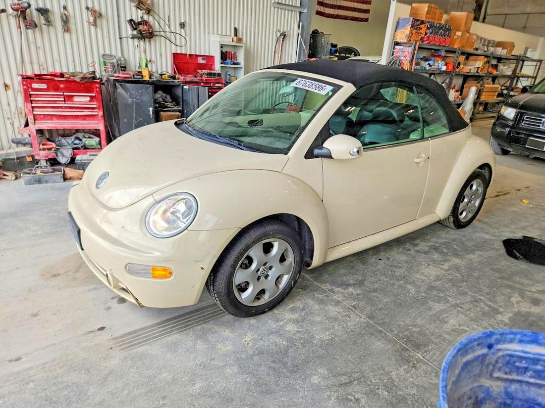 2003 VOLKSWAGEN NEW BEETLE