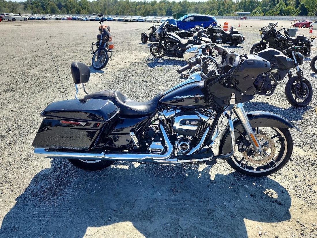 2017 HARLEY-DAVIDSON FLTRX