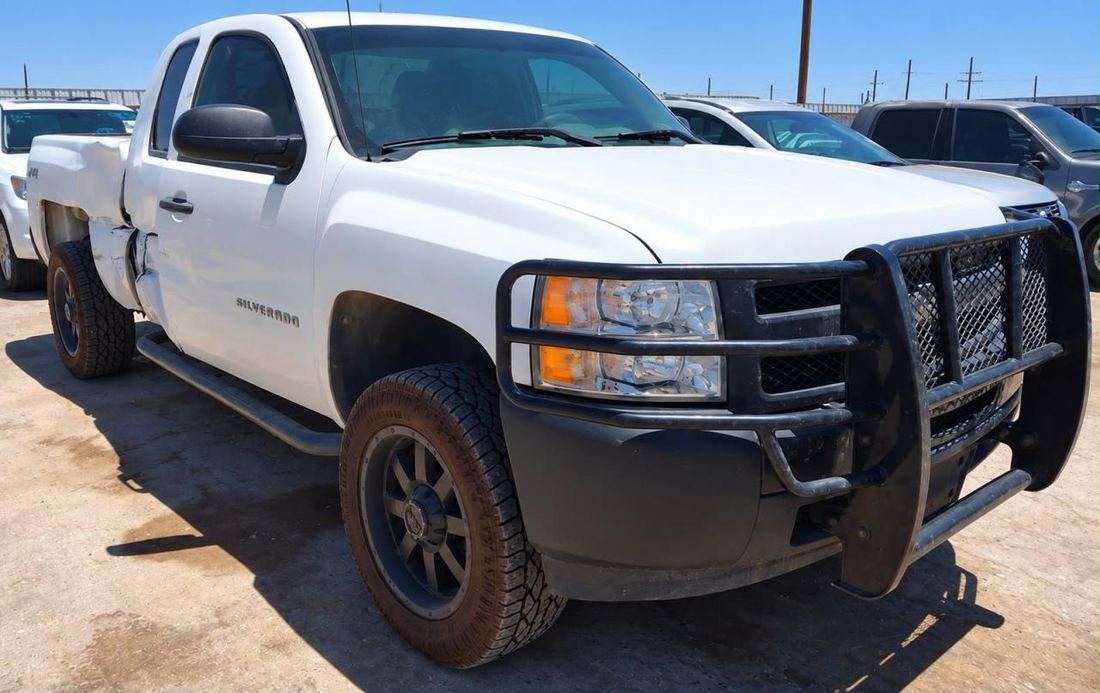 2011 CHEVROLET SILVERADO