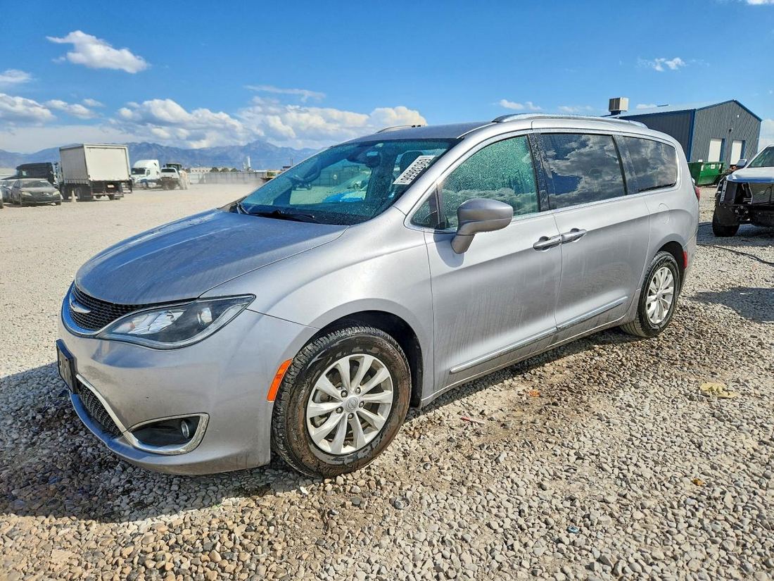 2018 CHRYSLER PACIFICA