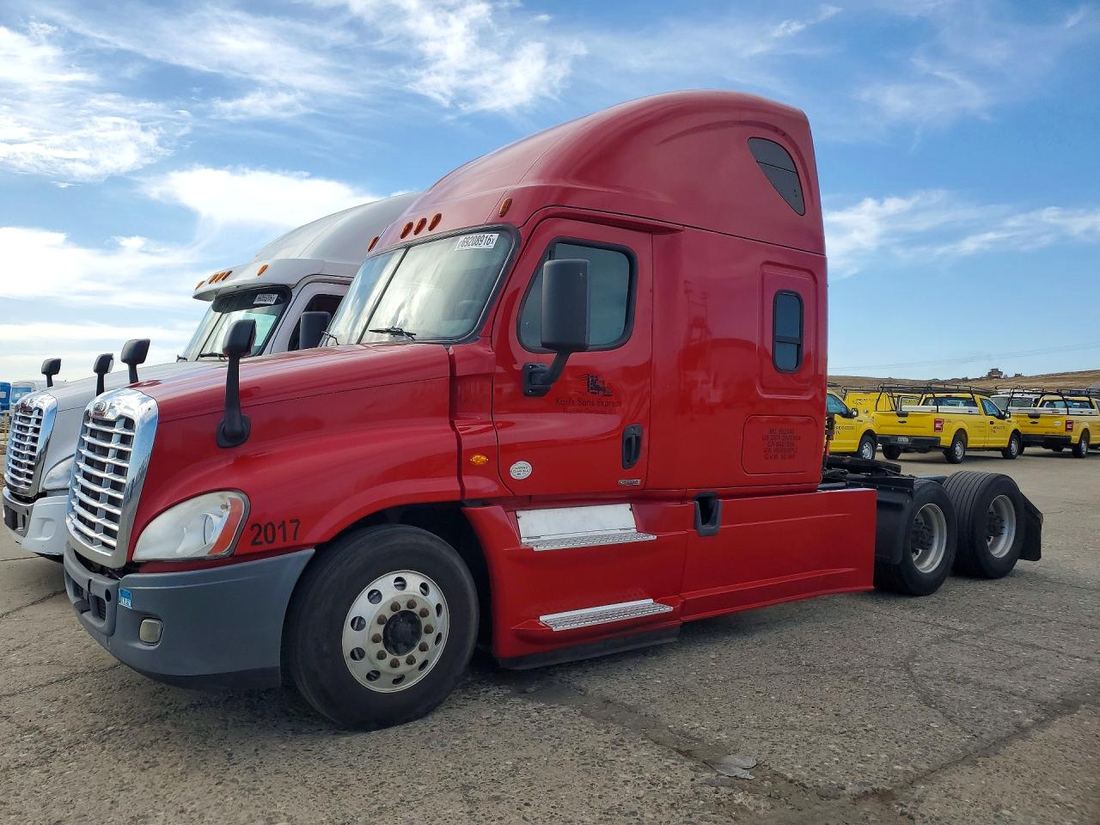 2017 FREIGHTLINER CASCADIA 125