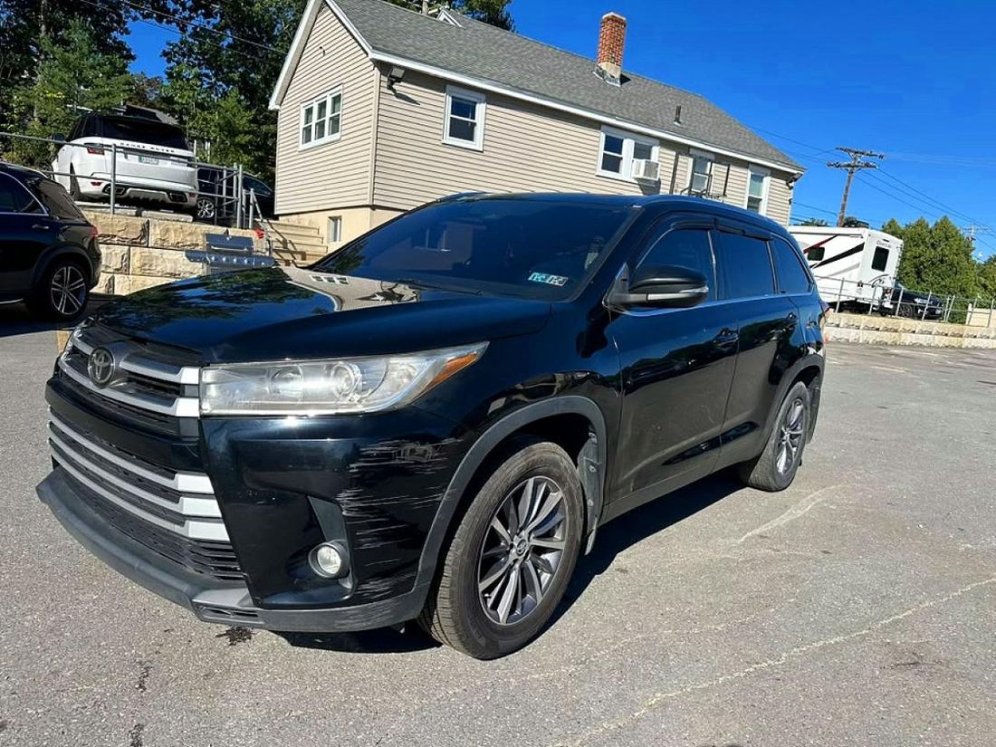 2019 TOYOTA HIGHLANDER