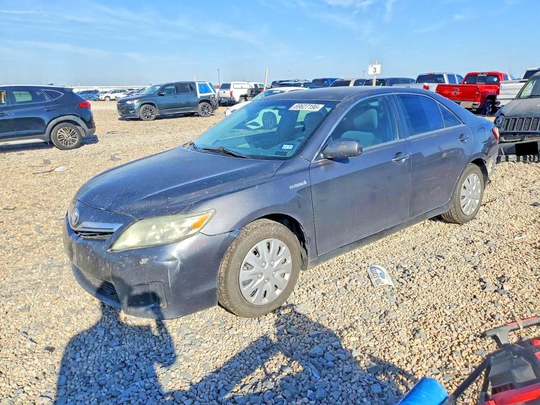 2010 TOYOTA CAMRY