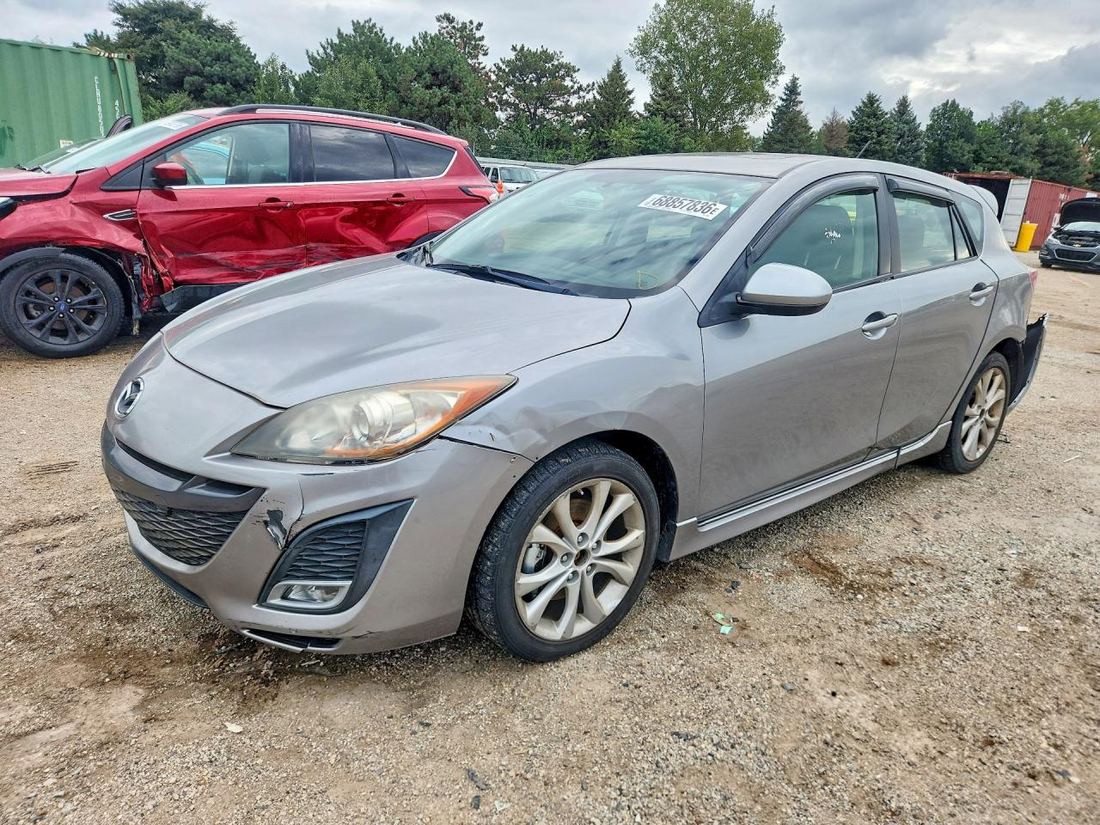 2011 MAZDA 3