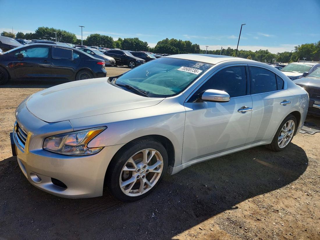 2014 NISSAN MAXIMA
