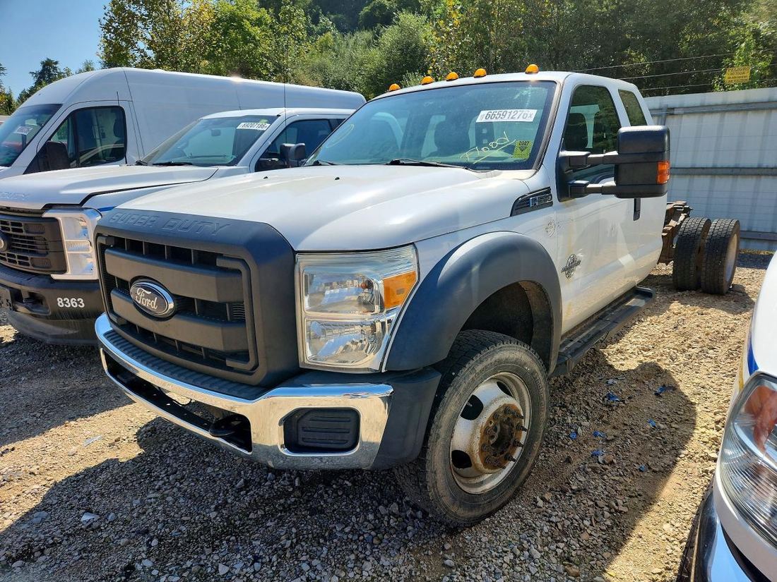 2015 FORD F550