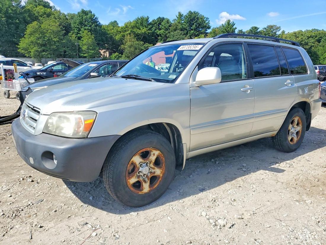 2005 TOYOTA HIGHLANDER
