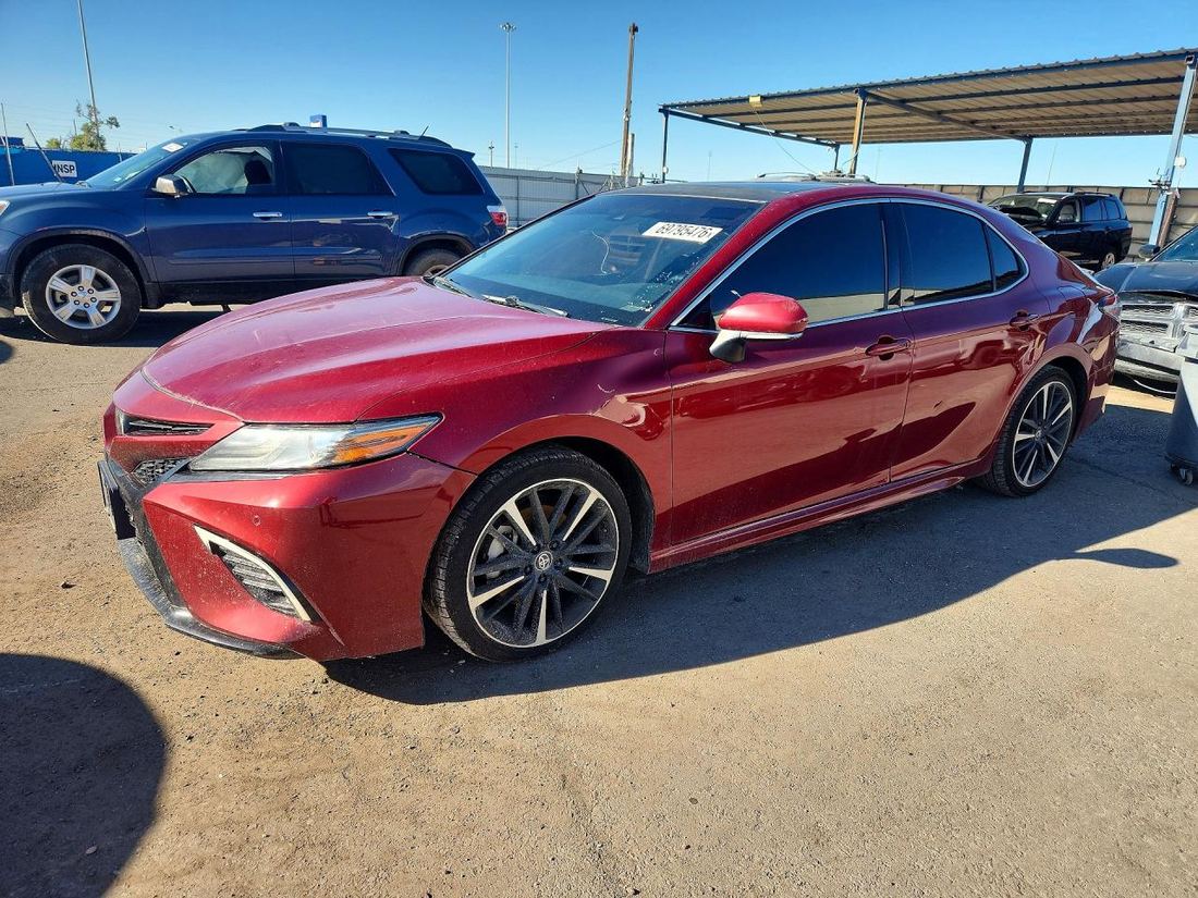 2018 TOYOTA CAMRY