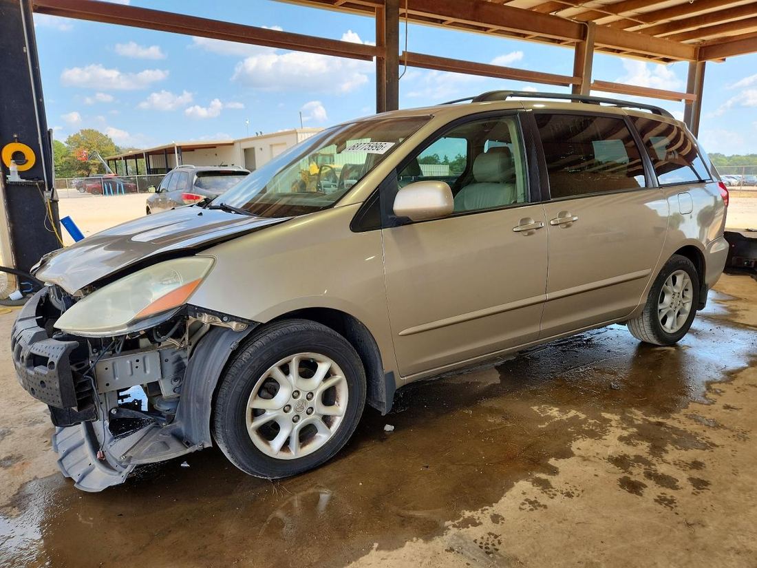 2006 TOYOTA SIENNA