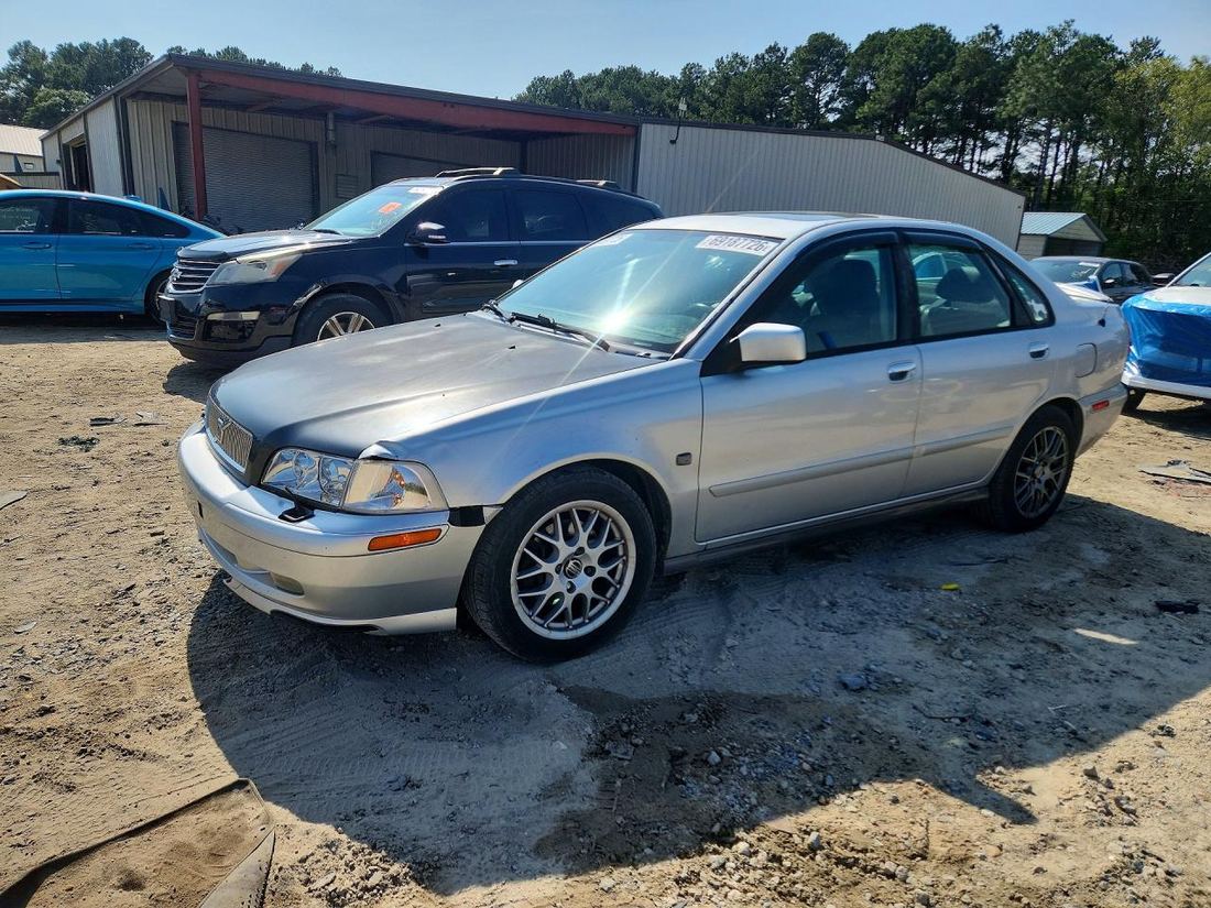 2004 VOLVO S40