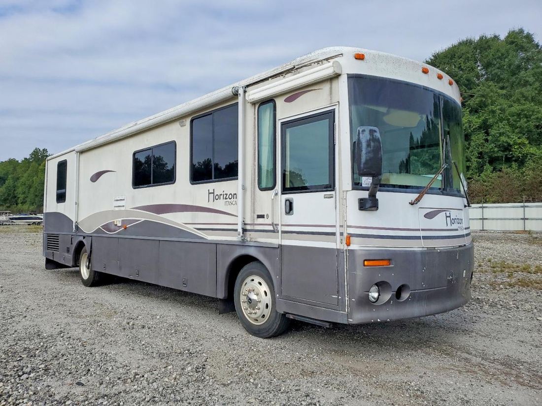 2001 WINNEBAGO HORIZON