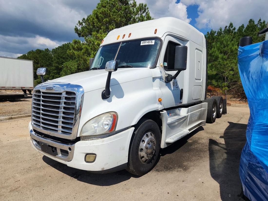 2014 FREIGHTLINER CASCADIA