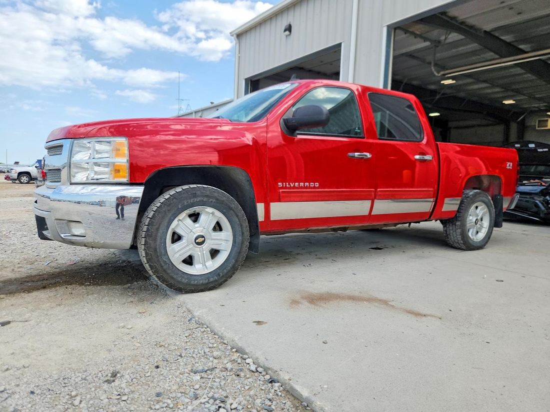2013 CHEVROLET SILVERADO