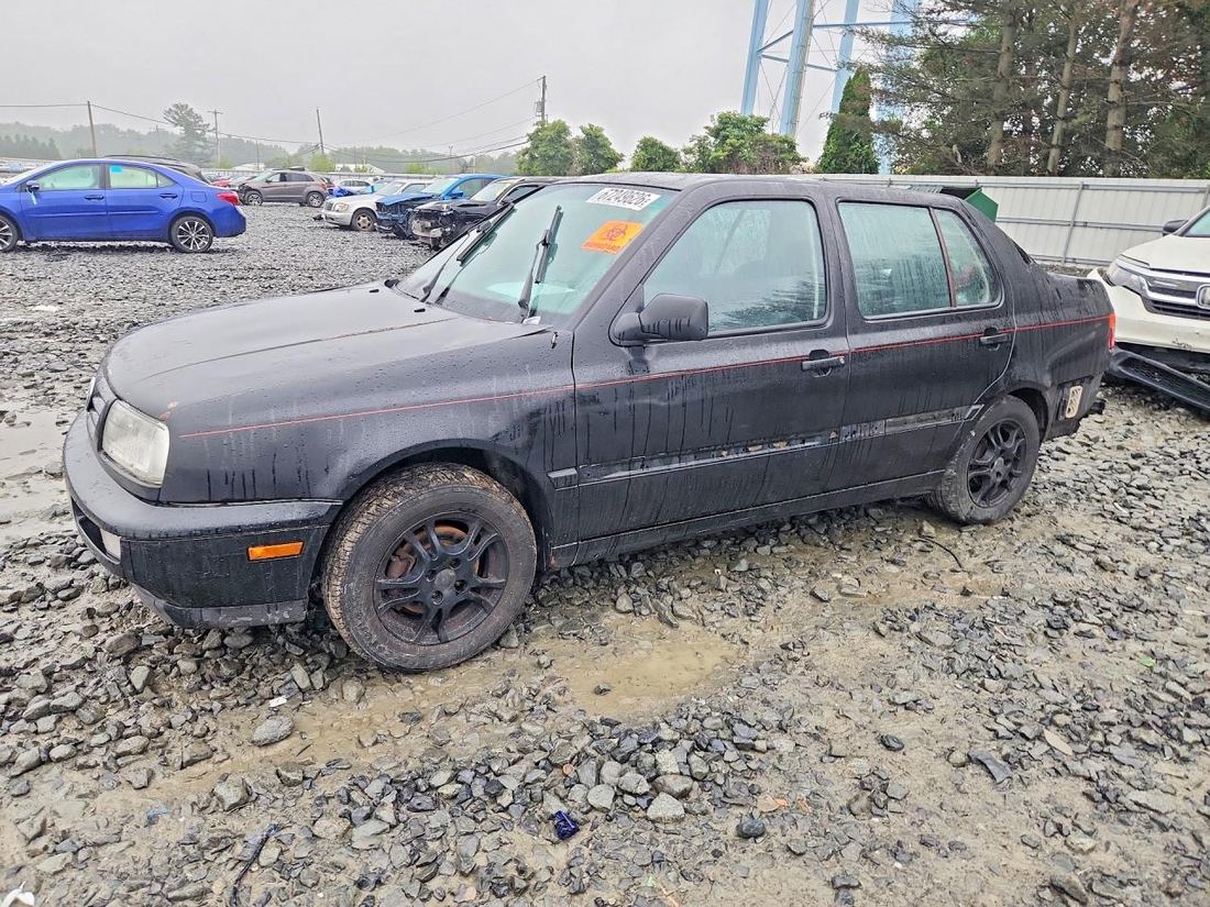 1996 VOLKSWAGEN JETTA