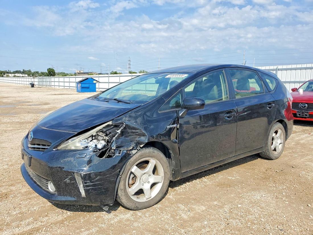 2013 TOYOTA PRIUS V