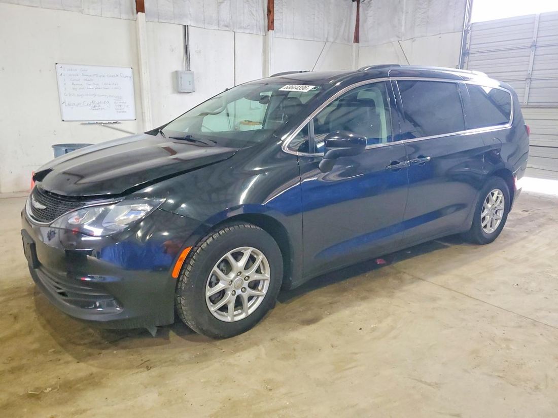 2020 CHRYSLER VOYAGER