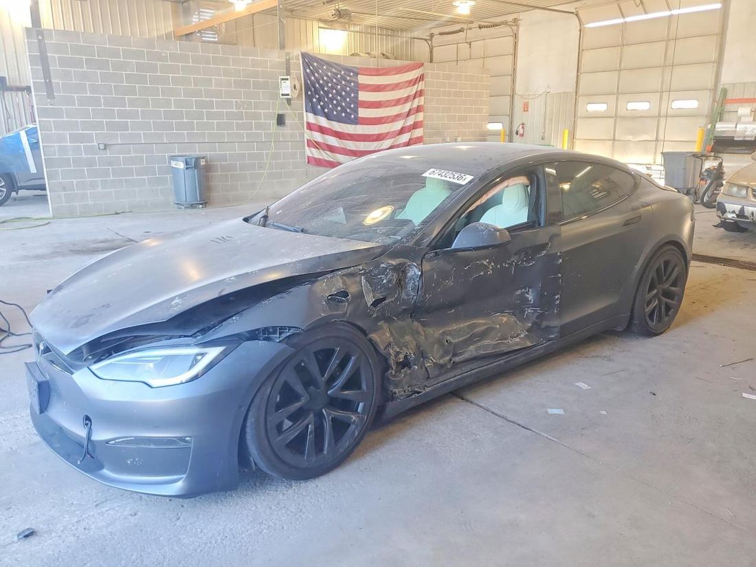 2022 TESLA MODEL S