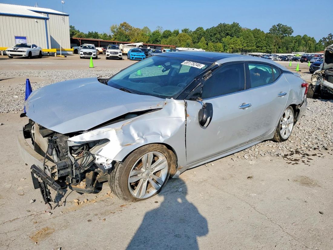 2018 NISSAN MAXIMA