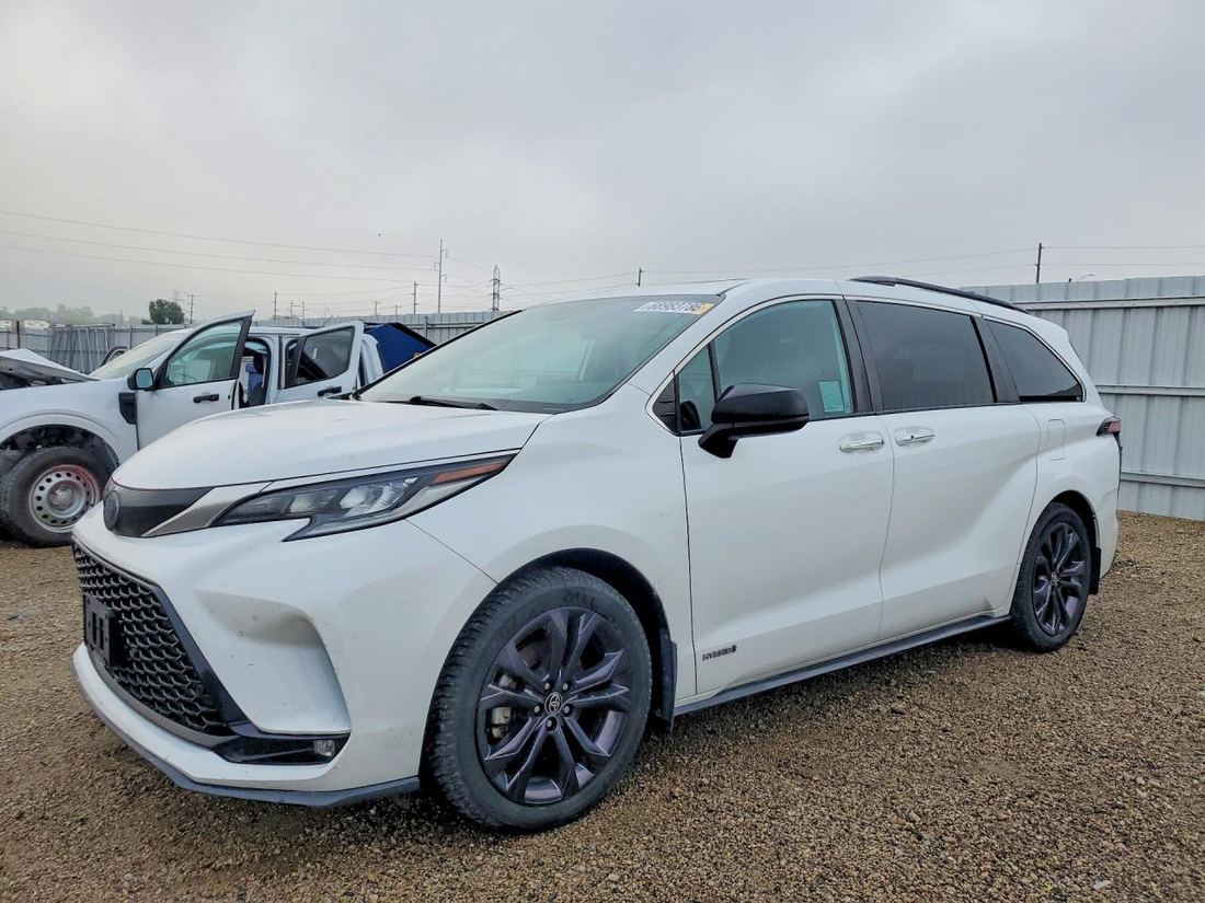 2021 TOYOTA SIENNA