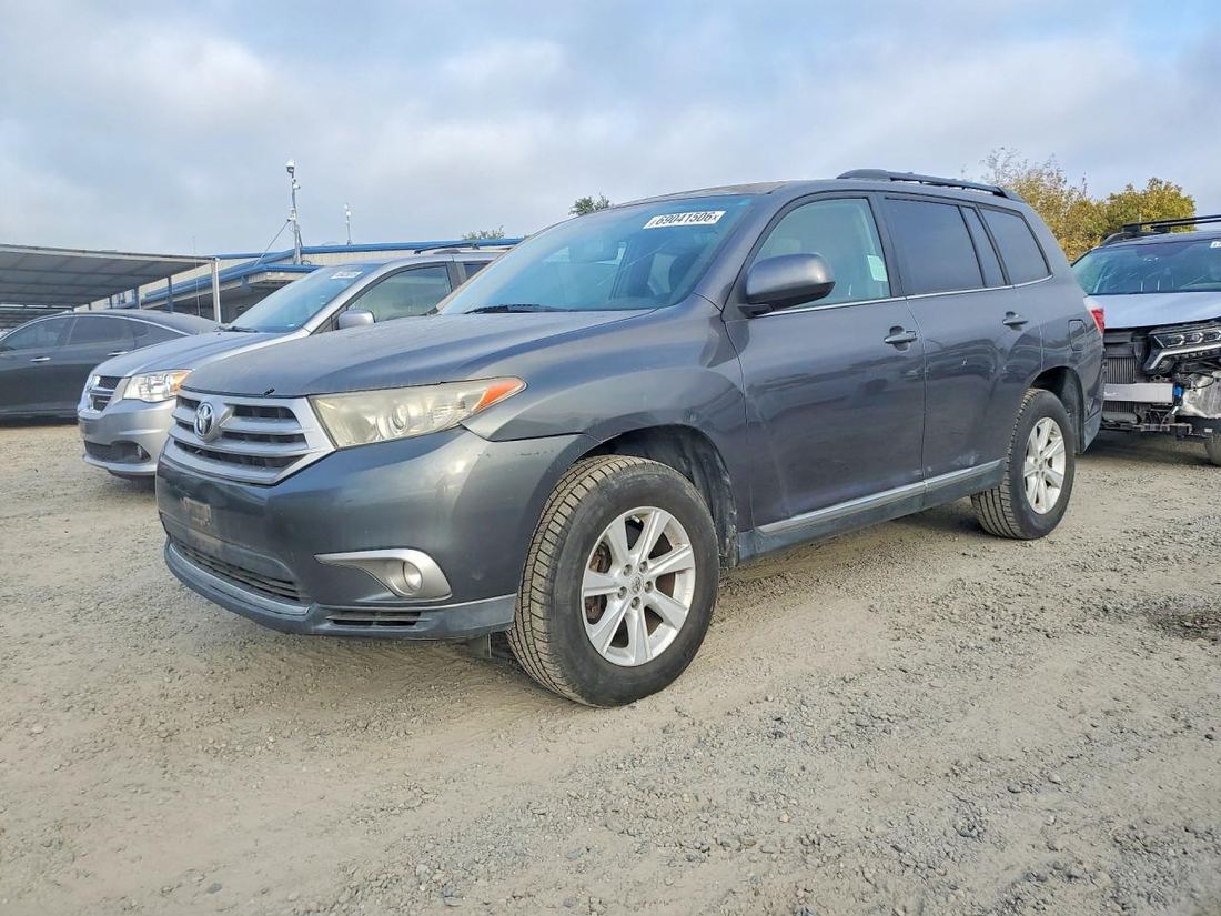 2012 TOYOTA HIGHLANDER
