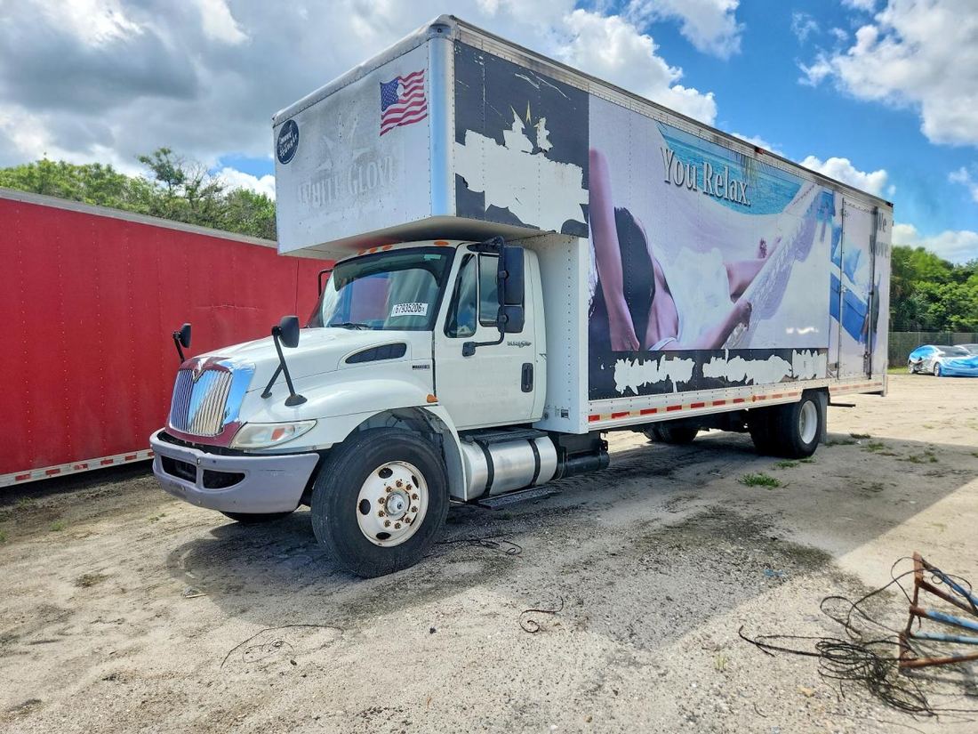 2013 INTERNATIONAL 4000