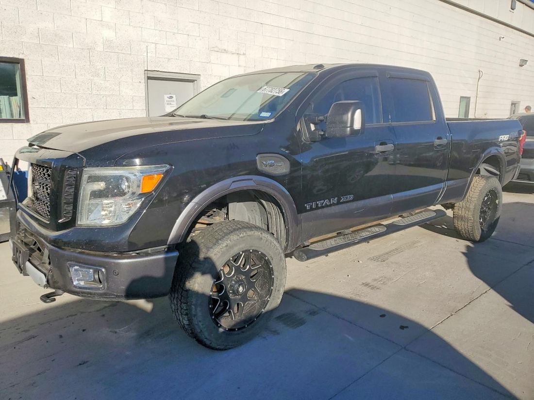 2016 NISSAN TITAN XD